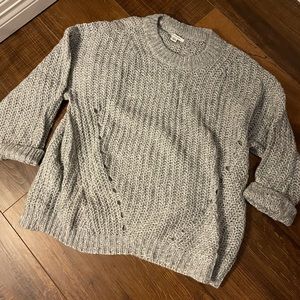 American Eagle chunky knit sweater. Perfect for winter and fall! 🥰🧶